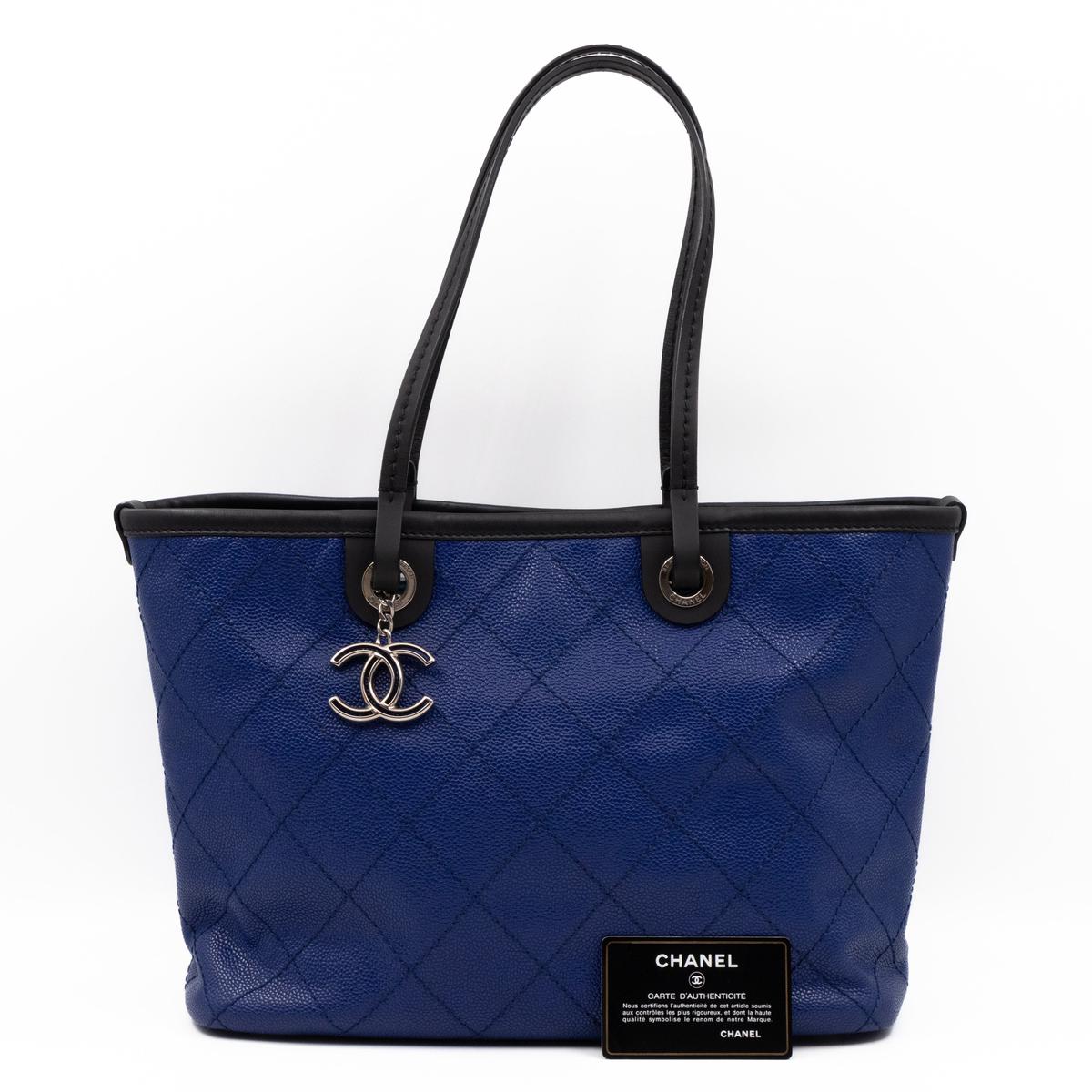 Shopping Fever Tote Bag Dark Blue Caviar