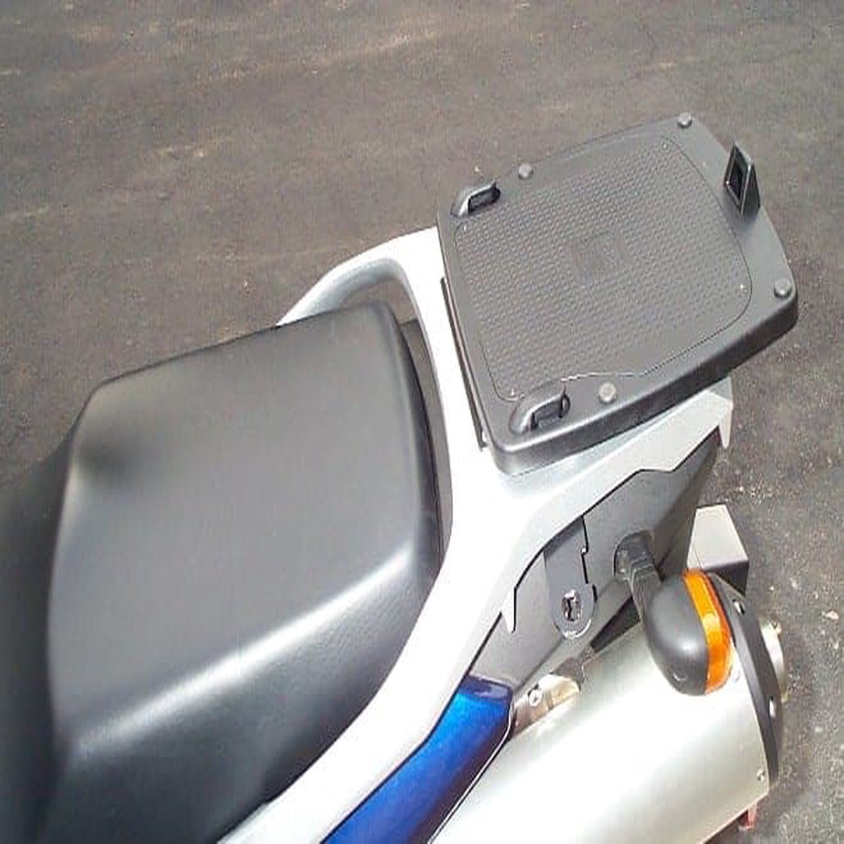 GIVI Top Case Rack For Suzuki DL650 V-Strom 821704-821711 DL1000 821702-821712