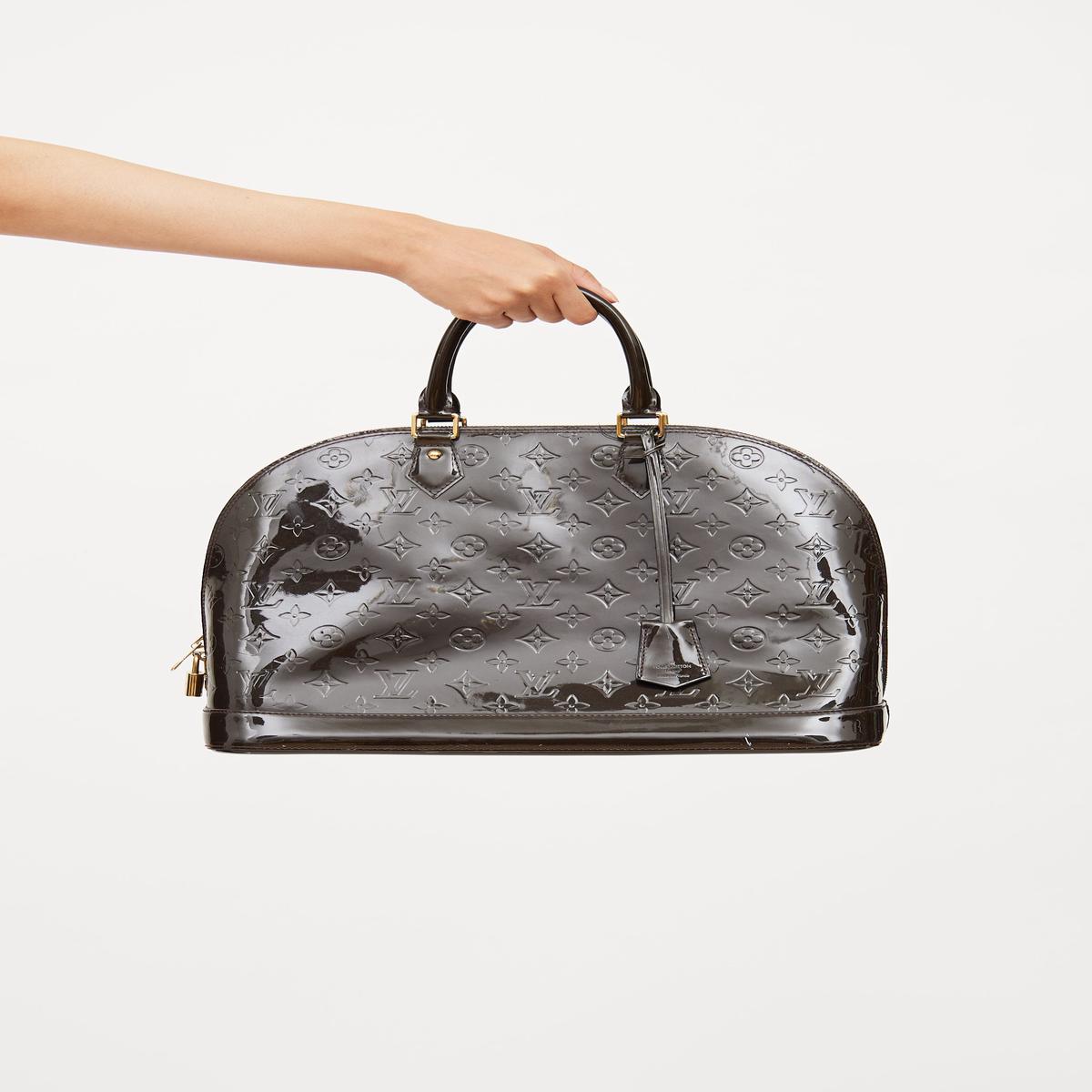 2011 Vernis Alma Bag