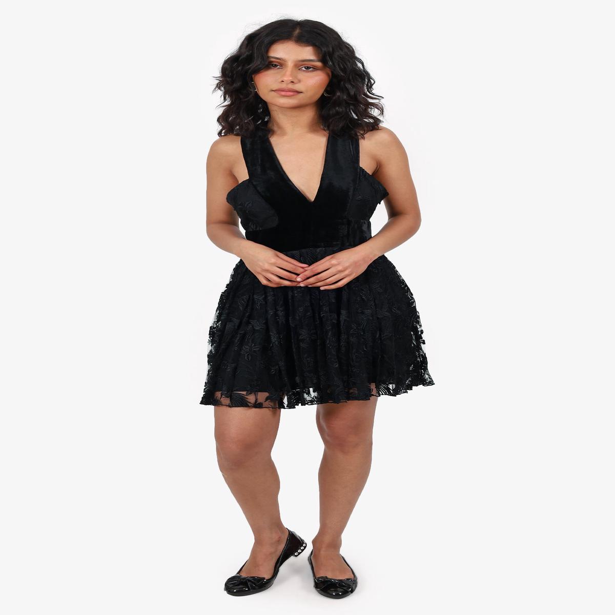 A.L.C Black Lace Pleated Sleeveless Dress Size 2