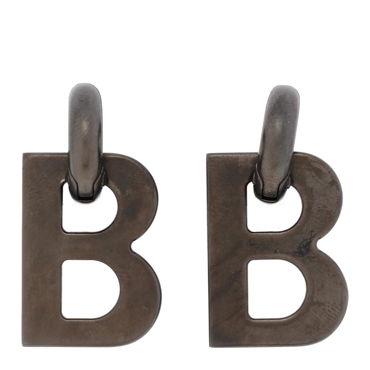 Metal B Chain Drop Earrings XS Silver