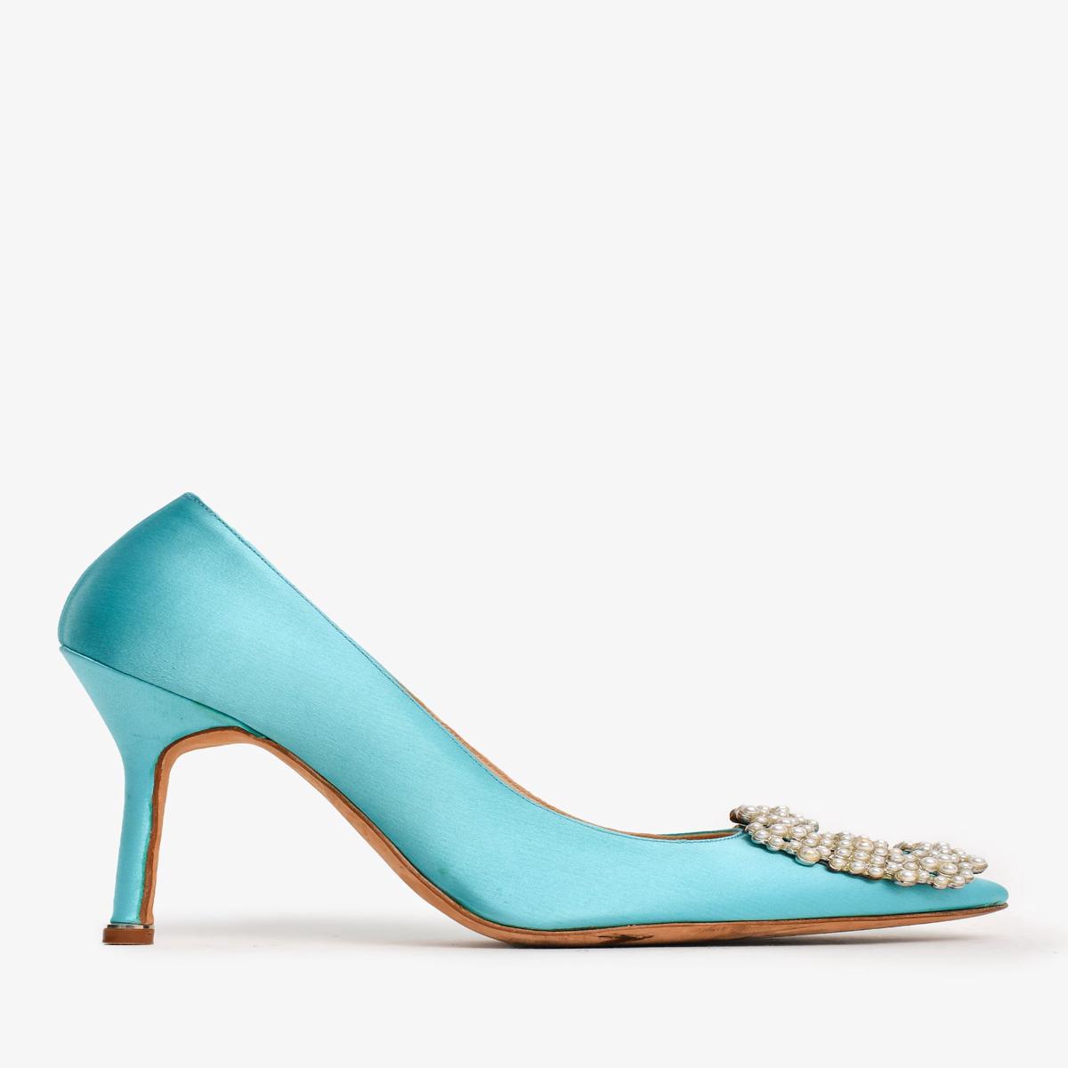Manolo Blahnik Blue Satin Faux Pearl Embellish Hangisi Heels Size 34.5